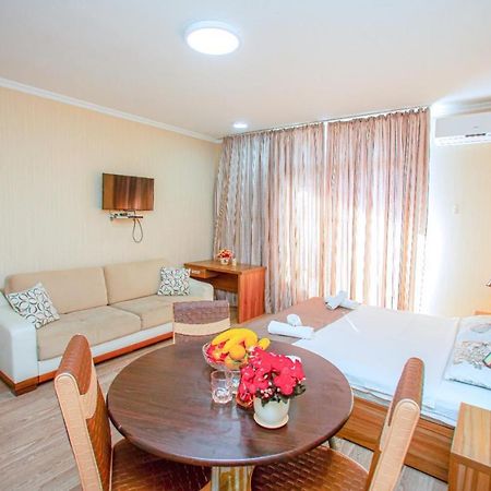 Tower Apartments Batum Dış mekan fotoğraf
