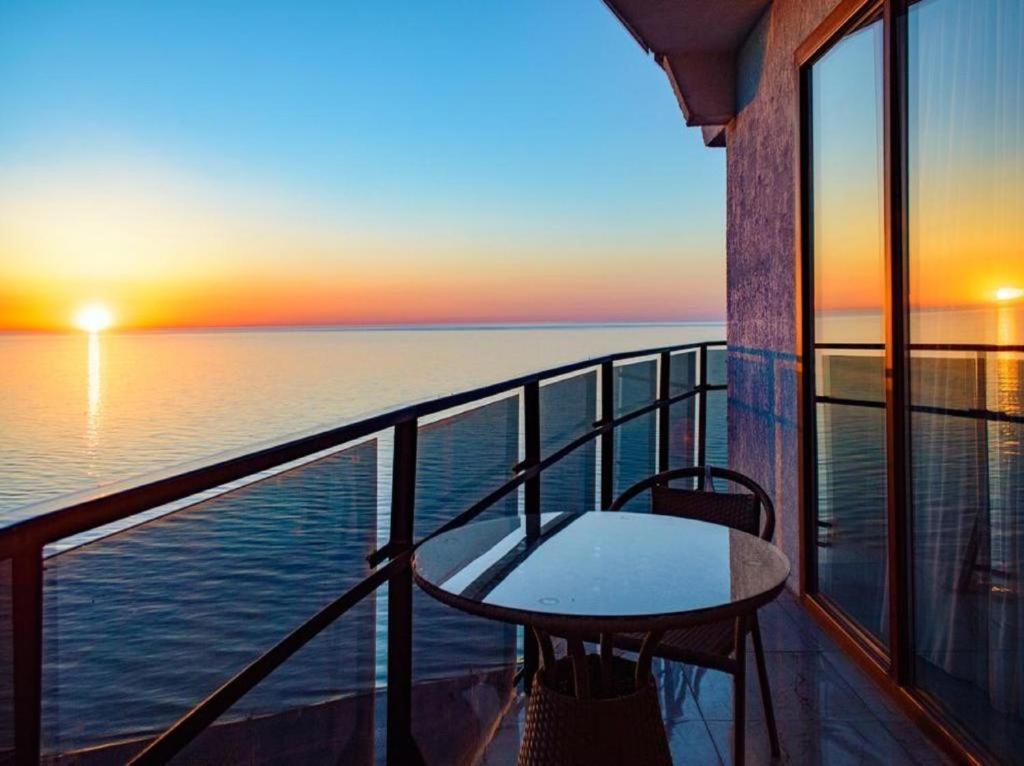 Tower Apartments Batum Dış mekan fotoğraf