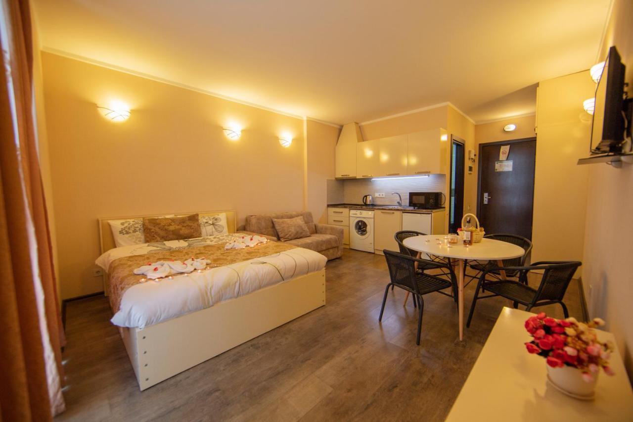 Tower Apartments Batum Dış mekan fotoğraf