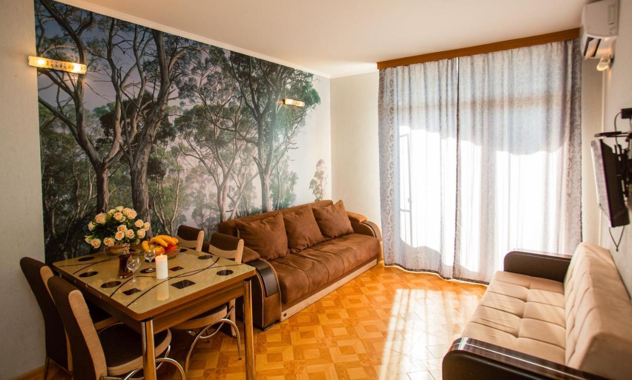 Tower Apartments Batum Dış mekan fotoğraf