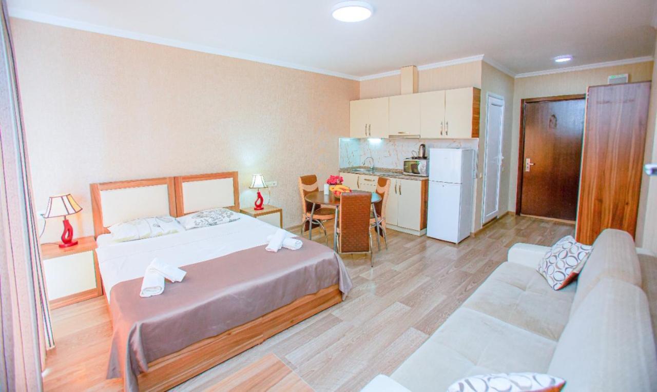 Tower Apartments Batum Dış mekan fotoğraf